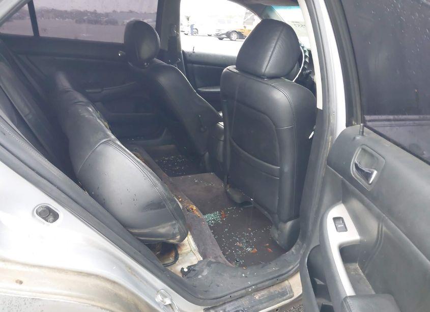 Photo 8 of 2004 Honda Accord 3.0 EX (VIN 1HGCM66504A029572)