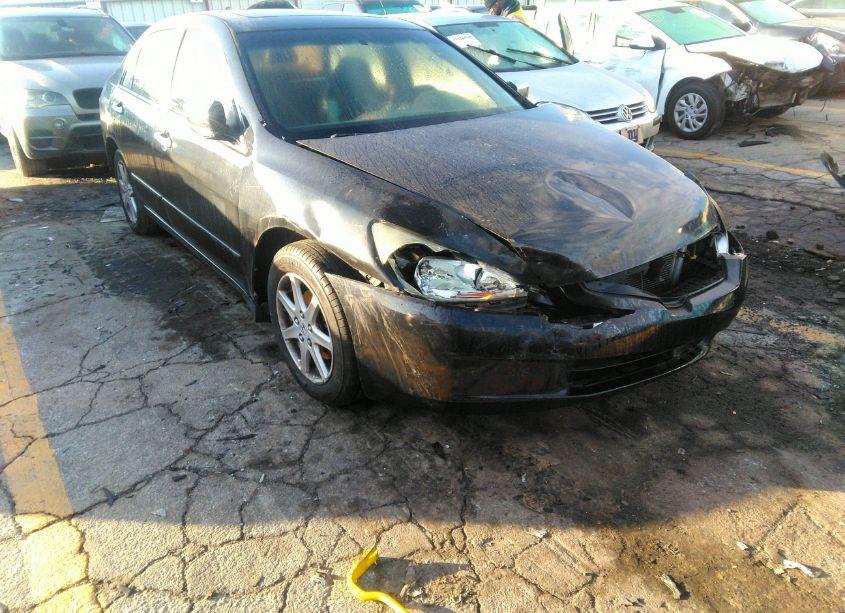 2004 Honda Accord 3.0 EX (VIN 1HGCM66504A058215) main photo