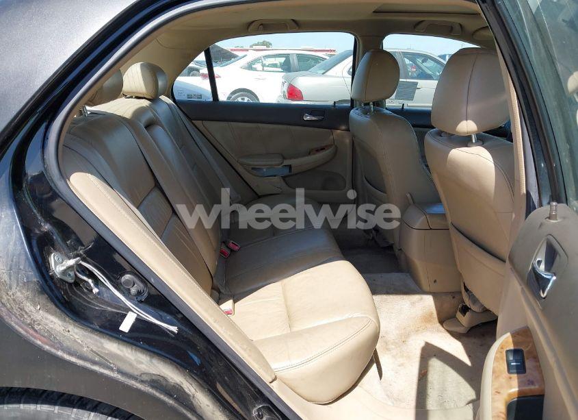 Photo 8 of 2004 Honda Accord 3.0 EX (VIN 1HGCM66504A080974)