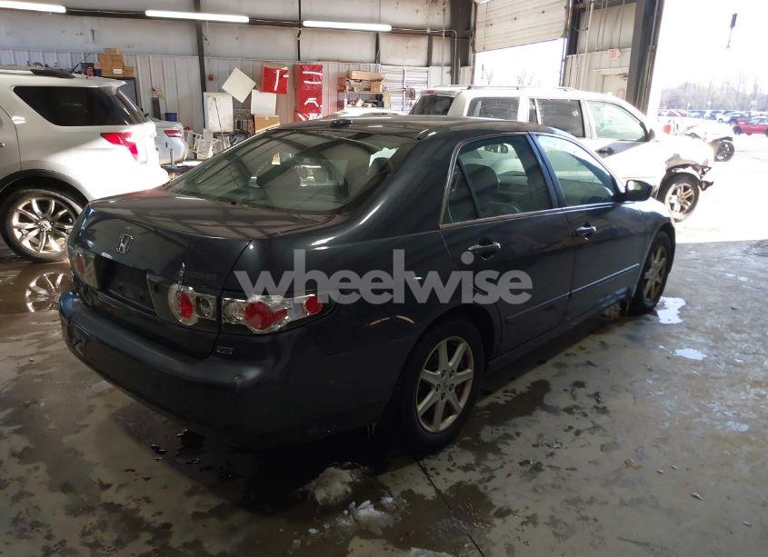 Photo 4 of 2004 Honda Accord 3.0 EX (VIN 1HGCM66504A093675)