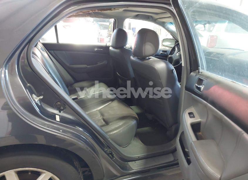 Photo 8 of 2004 Honda Accord 3.0 EX (VIN 1HGCM66504A093675)