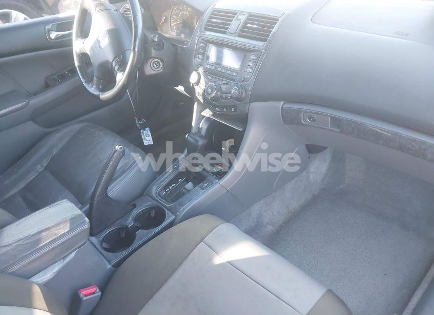 Photo 5 of 2004 Honda Accord 3.0 EX (VIN 1HGCM66504A095331)