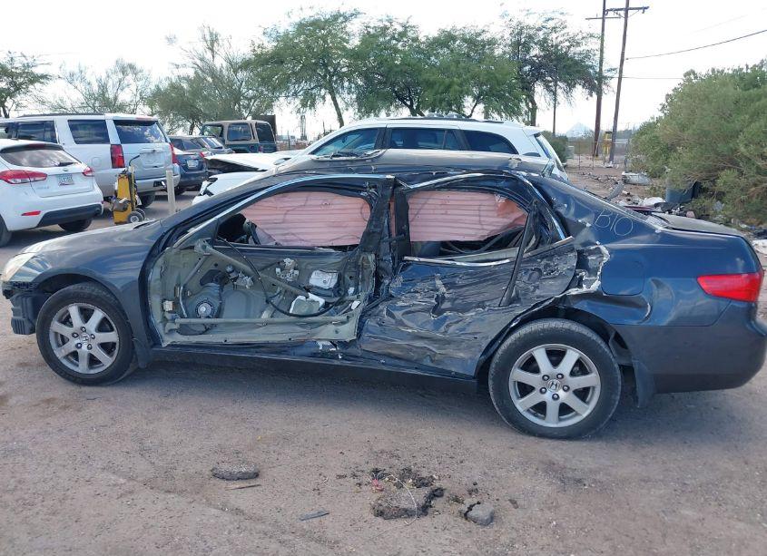 Photo 13 of 2005 Honda Accord 3.0 EX (VIN 1HGCM66505A011879)