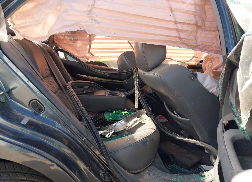 Photo 8 of 2005 Honda Accord 3.0 EX (VIN 1HGCM66505A011879)