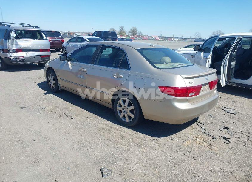 Photo 3 of 2005 Honda Accord 3.0 EX (VIN 1HGCM66505A012871)
