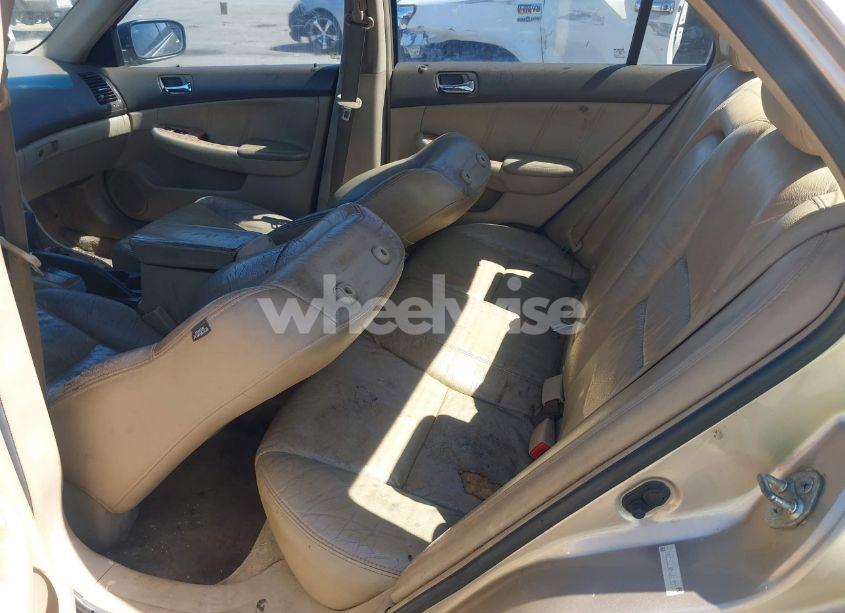 Photo 8 of 2005 Honda Accord 3.0 EX (VIN 1HGCM66505A012871)