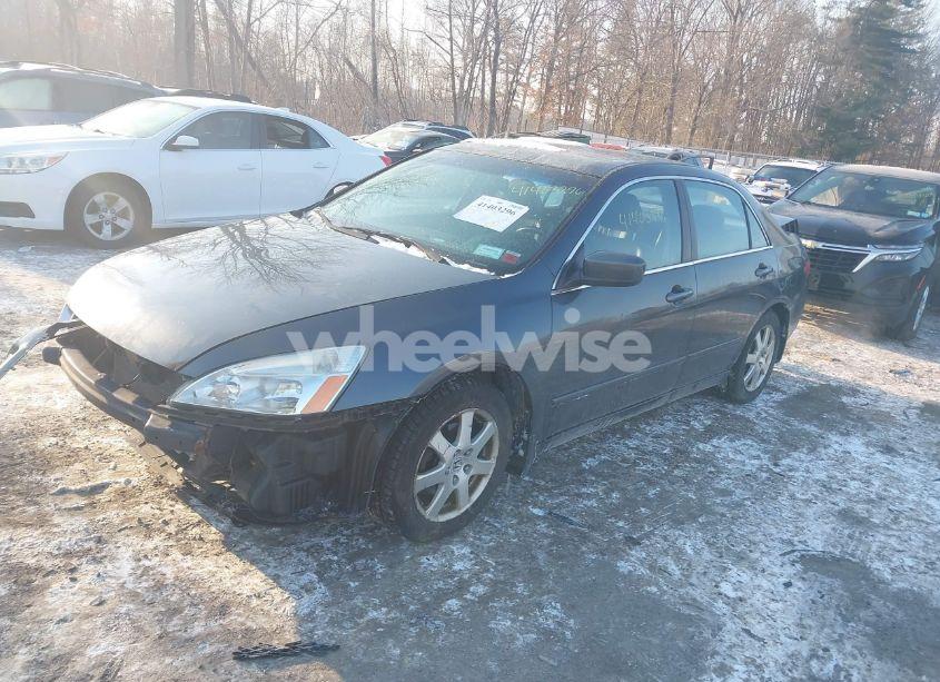 Photo 2 of 2005 Honda Accord 3.0 EX (VIN 1HGCM66505A037348)