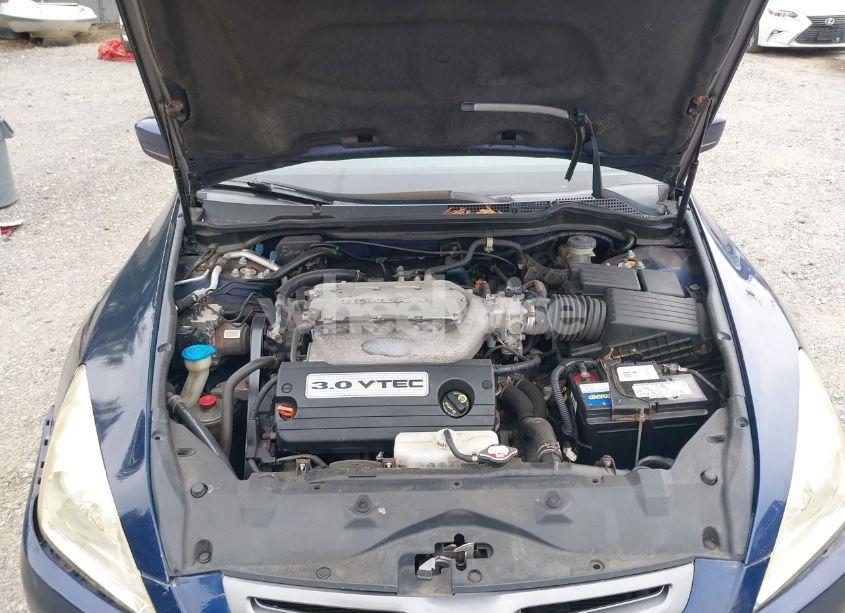 Photo 10 of 2005 Honda Accord 3.0 EX (VIN 1HGCM66505A042551)