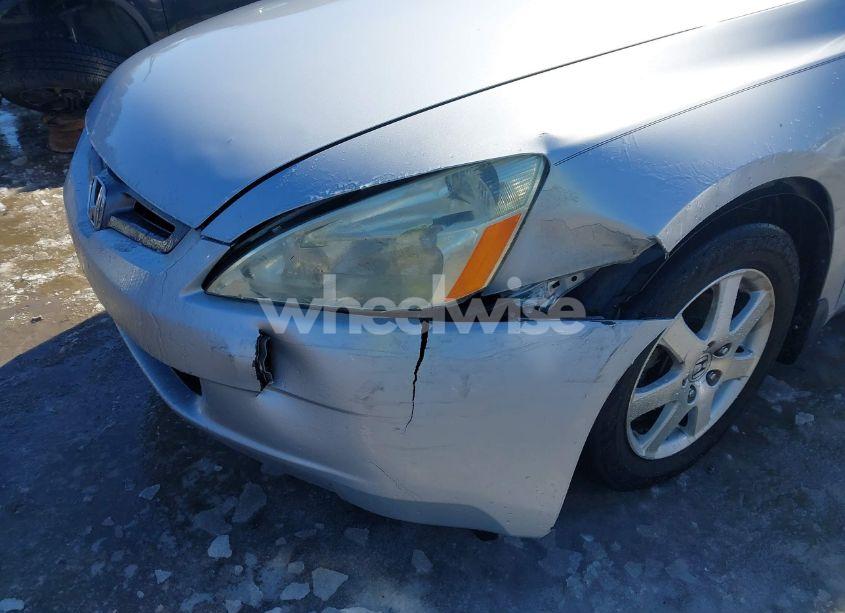 Photo 6 of 2005 Honda Accord 3.0 EX (VIN 1HGCM66505A070303)