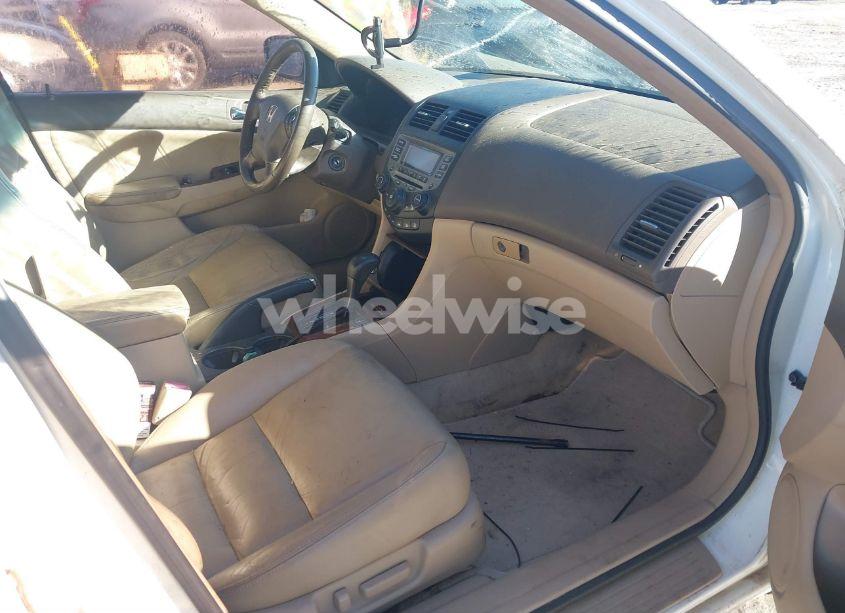 Photo 5 of 2006 Honda Accord 3.0 EX (VIN 1HGCM66506A022074)