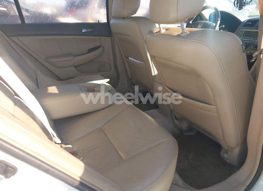 Photo 8 of 2006 Honda Accord 3.0 EX (VIN 1HGCM66506A022074)