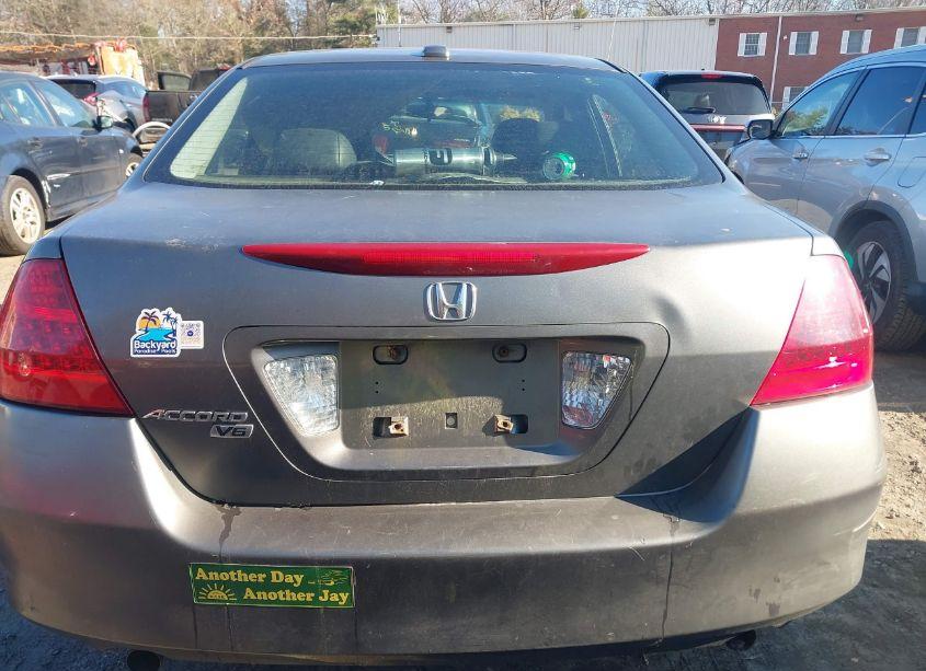 Photo 17 of 2006 Honda Accord 3.0 EX (VIN 1HGCM66506A028618)