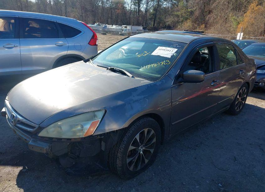 Photo 2 of 2006 Honda Accord 3.0 EX (VIN 1HGCM66506A028618)