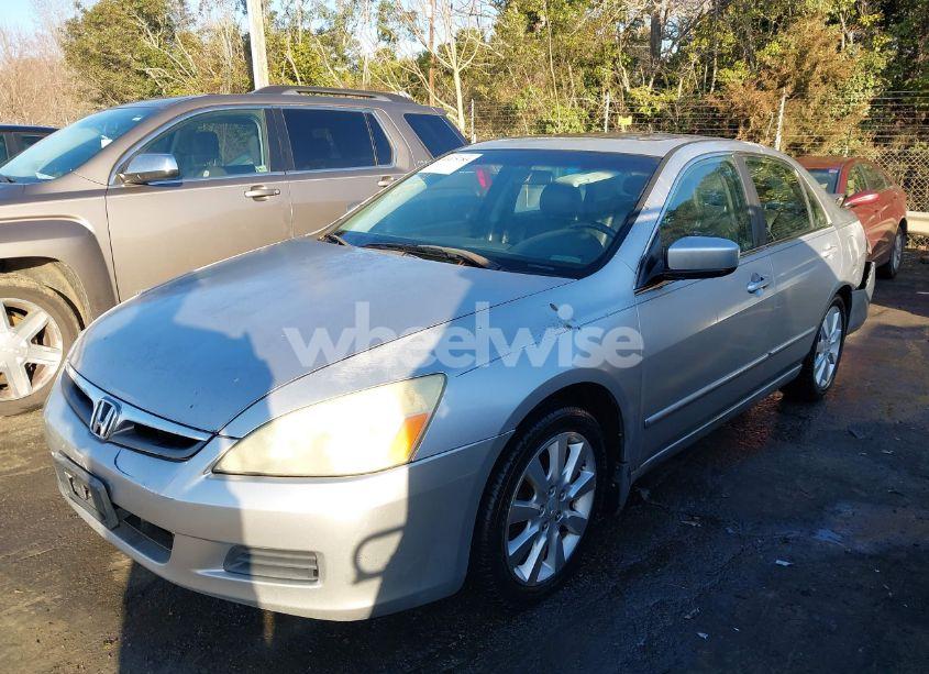 Photo 2 of 2006 Honda Accord 3.0 EX (VIN 1HGCM66506A032183)