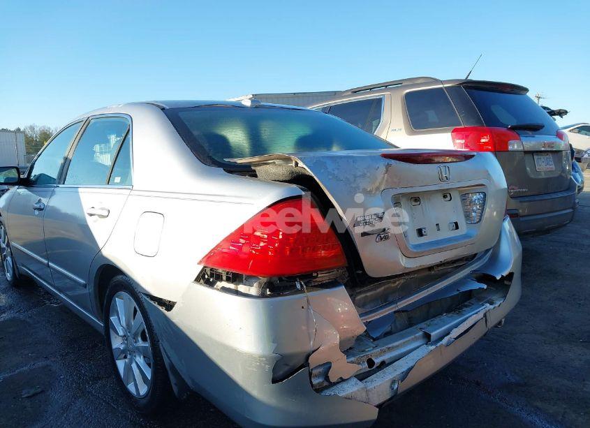 Photo 6 of 2006 Honda Accord 3.0 EX (VIN 1HGCM66506A032183)