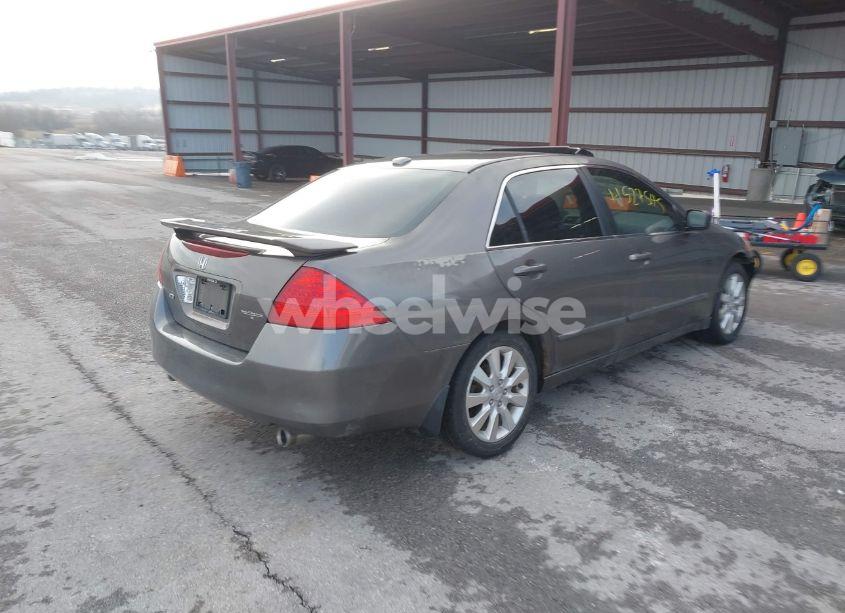 Photo 4 of 2006 Honda Accord 3.0 EX (VIN 1HGCM66506A040669)