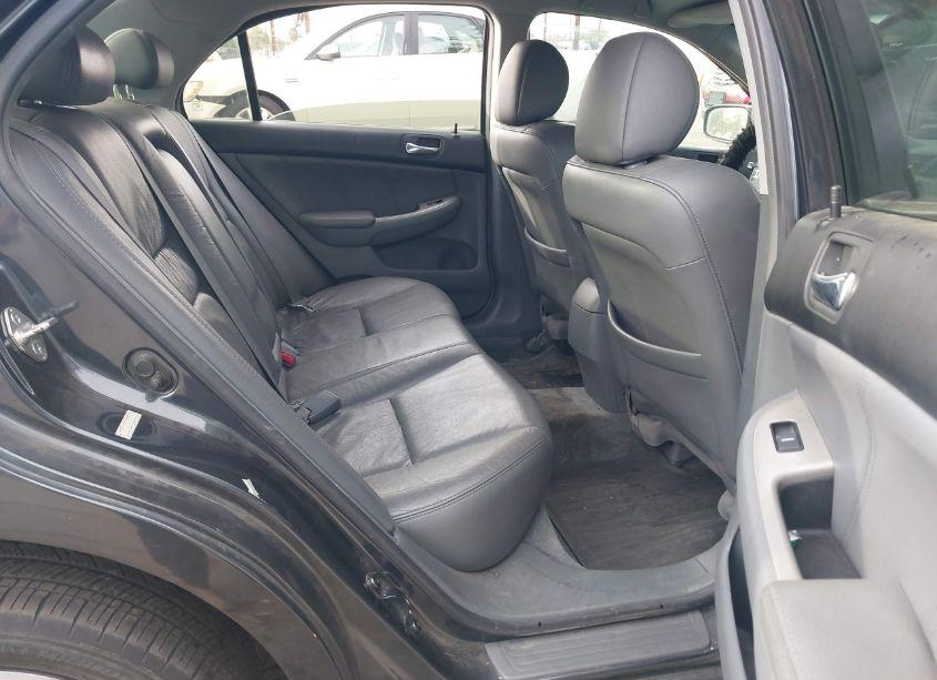 Photo 8 of 2006 Honda Accord 3.0 EX (VIN 1HGCM66506A049646)