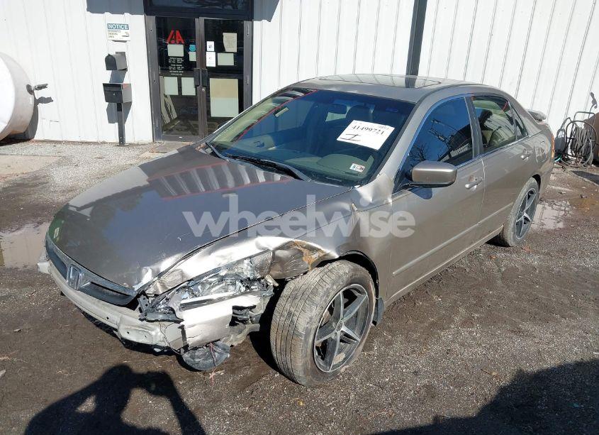 Photo 2 of 2006 Honda Accord 3.0 EX (VIN 1HGCM66506A052336)