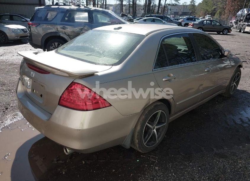 Photo 4 of 2006 Honda Accord 3.0 EX (VIN 1HGCM66506A052336)