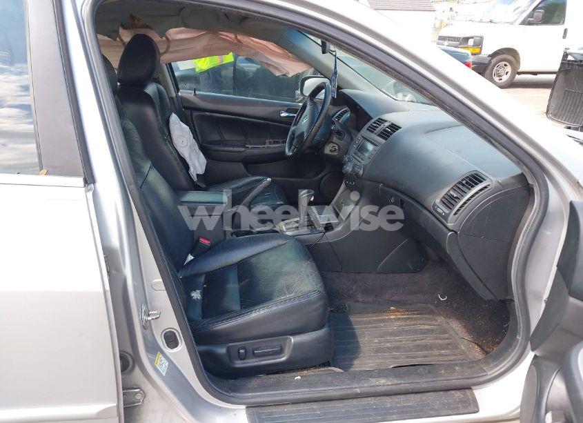 Photo 5 of 2007 Honda Accord 3.0 EX (VIN 1HGCM66507A004532)