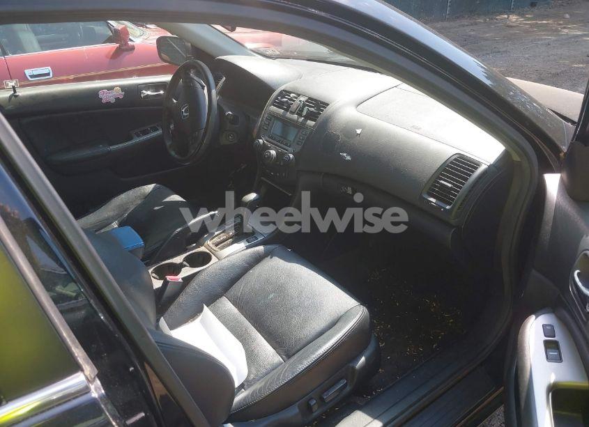 Photo 5 of 2007 Honda Accord 3.0 EX (VIN 1HGCM66507A014154)