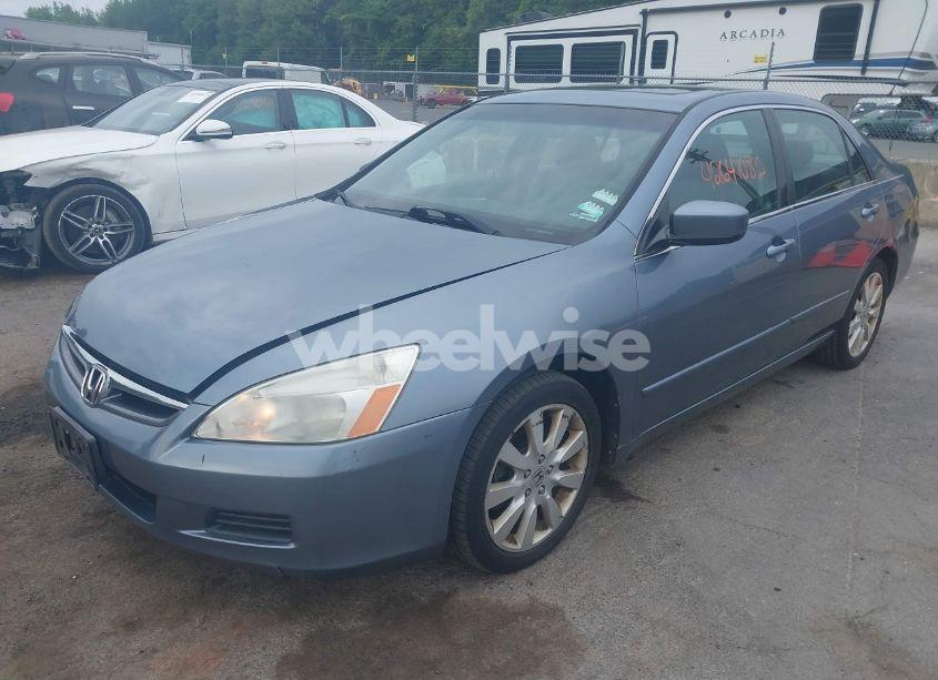 Photo 2 of 2007 Honda Accord 3.0 EX (VIN 1HGCM66507A026238)