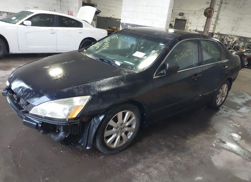Photo 2 of 2007 Honda Accord 3.0 EX (VIN 1HGCM66507A038745)