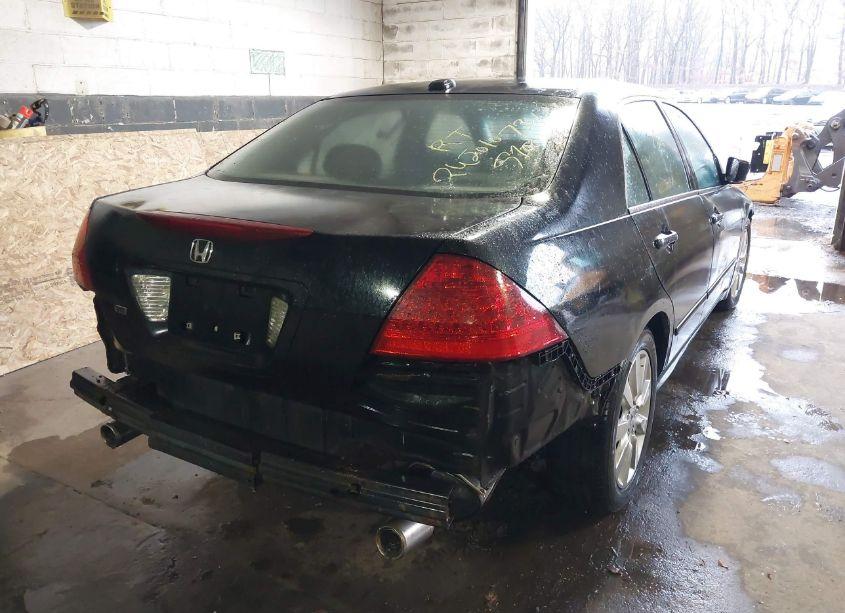 Photo 4 of 2007 Honda Accord 3.0 EX (VIN 1HGCM66507A038745)