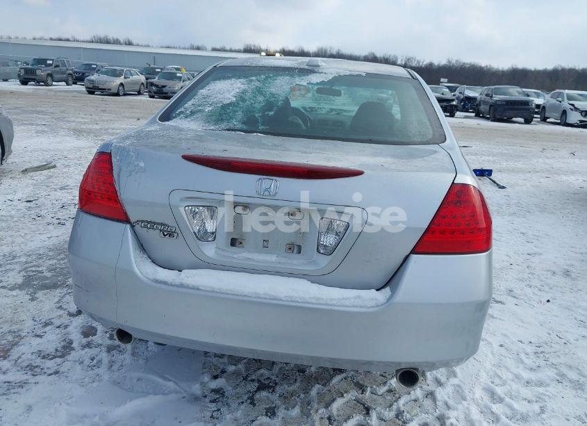 Photo 16 of 2007 Honda Accord 3.0 EX (VIN 1HGCM66507A044058)