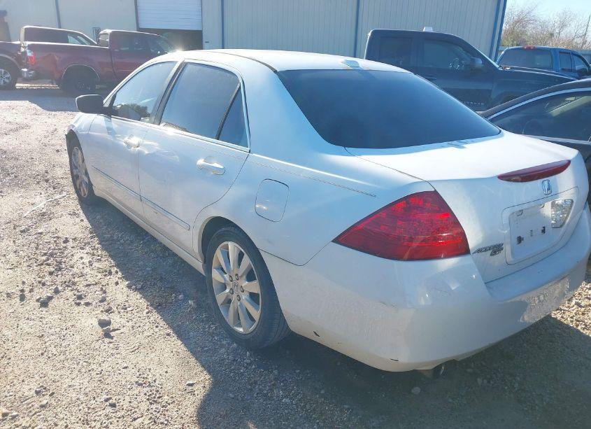 Photo 3 of 2007 Honda Accord 3.0 EX (VIN 1HGCM66507A055481)