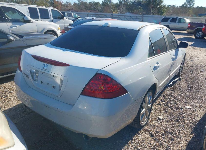 Photo 4 of 2007 Honda Accord 3.0 EX (VIN 1HGCM66507A055481)