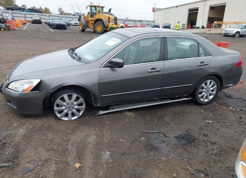 Photo 14 of 2007 Honda Accord 3.0 EX (VIN 1HGCM66507A063886)