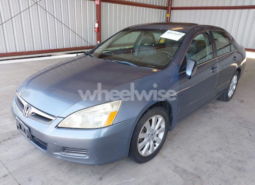 Photo 2 of 2007 Honda Accord 3.0 EX (VIN 1HGCM66507A066612)