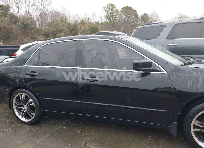 Photo 13 of 2007 Honda Accord 3.0 EX (VIN 1HGCM66507A074421)