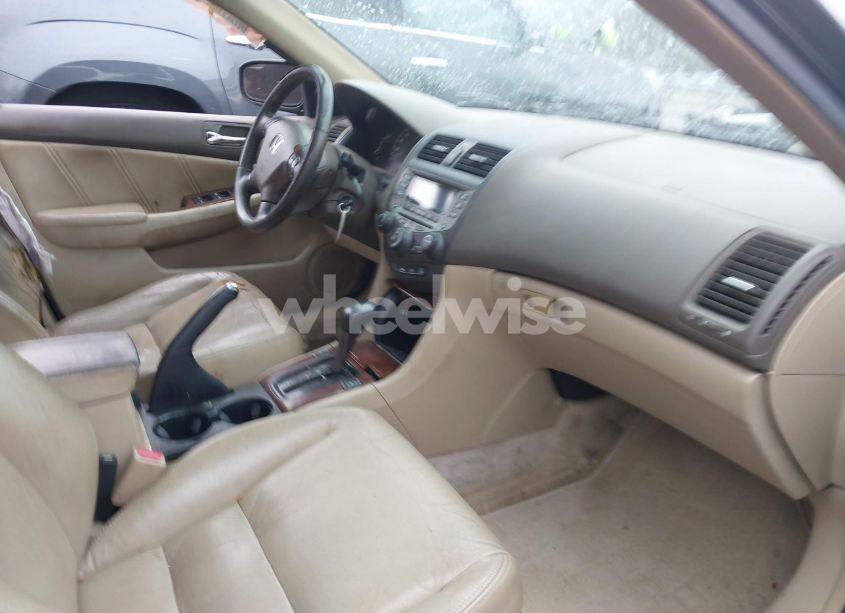 Photo 5 of 2007 Honda Accord 3.0 EX (VIN 1HGCM66507A074421)