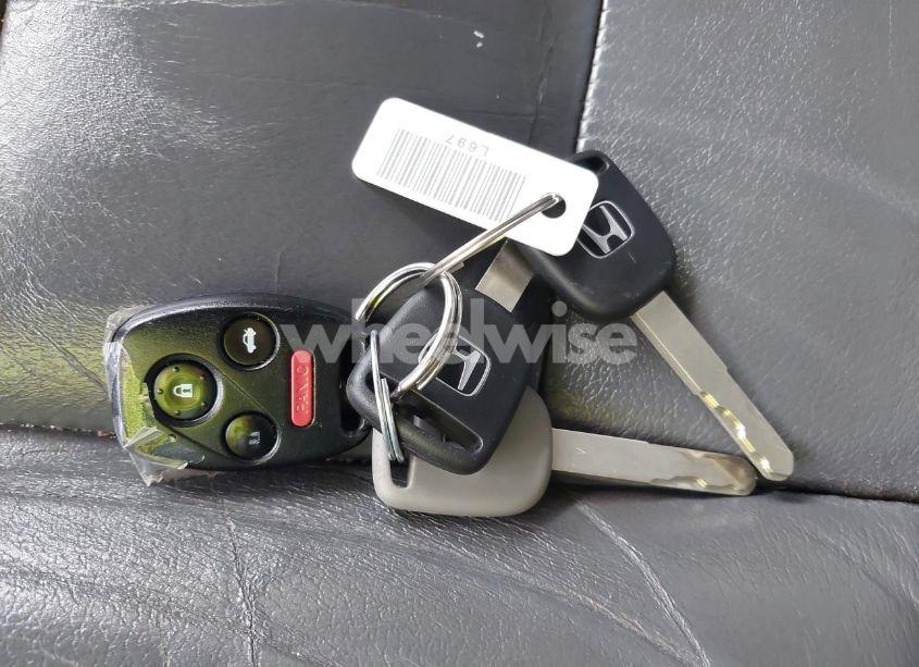 Photo 11 of 2007 Honda Accord 3.0 EX (VIN 1HGCM66507A083930)