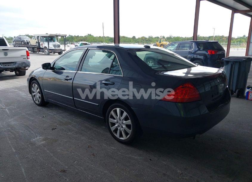 Photo 3 of 2007 Honda Accord 3.0 EX (VIN 1HGCM66507A083930)