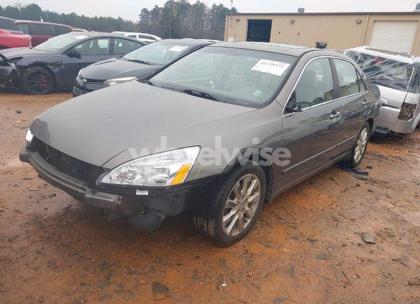 Photo 2 of 2007 Honda Accord 3.0 EX (VIN 1HGCM66507A098055)