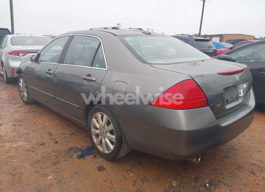 Photo 3 of 2007 Honda Accord 3.0 EX (VIN 1HGCM66507A098055)