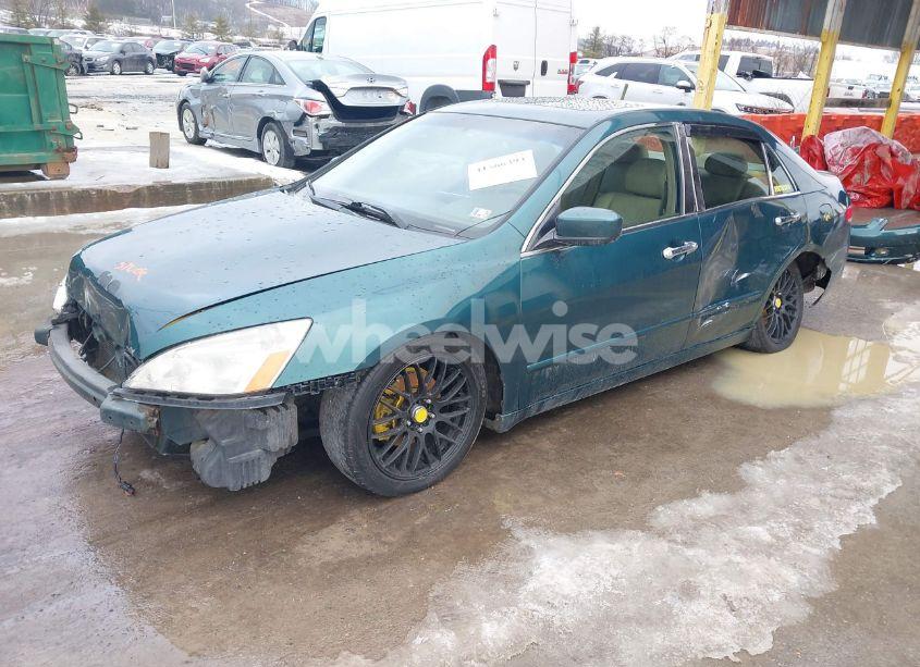 Photo 2 of 2003 Honda Accord 3.0 EX (VIN 1HGCM66513A048887)