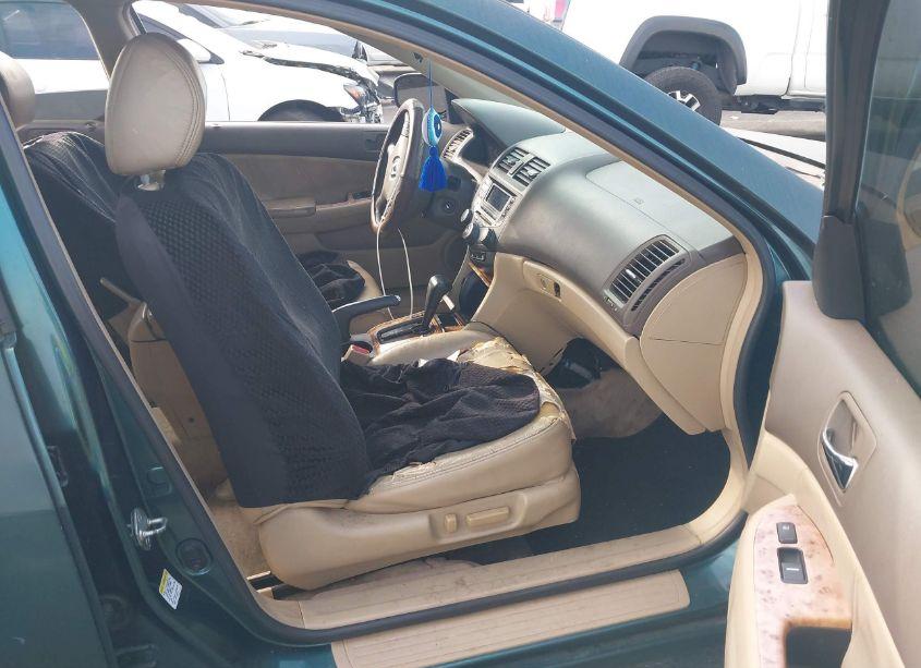 Photo 5 of 2003 Honda Accord 3.0 EX (VIN 1HGCM66513A054379)