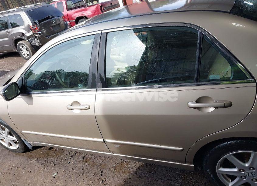 Photo 14 of 2003 Honda Accord 3.0 EX (VIN 1HGCM66513A060506)