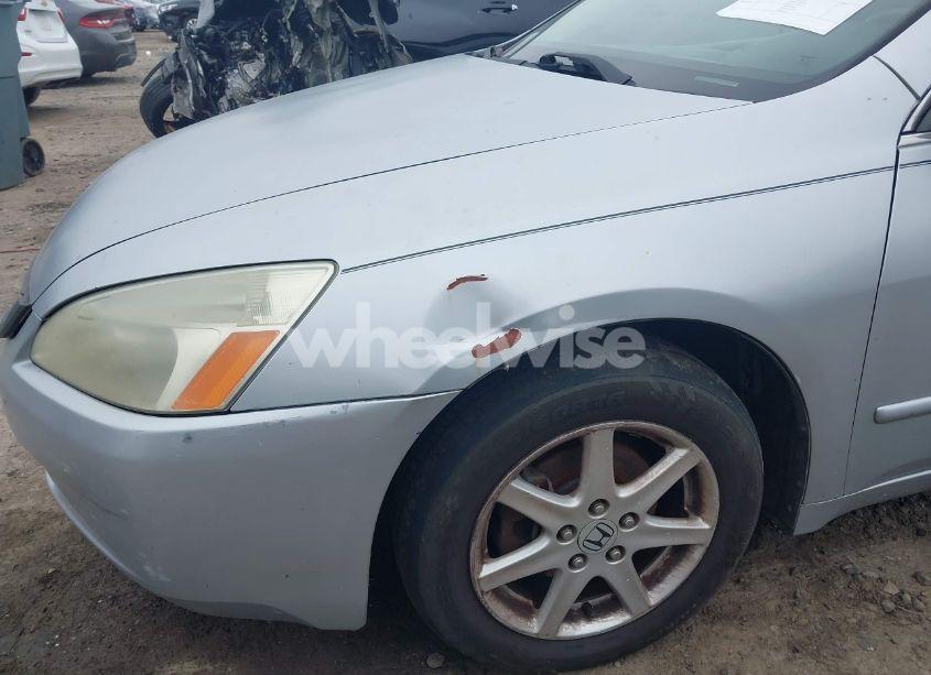 Photo 6 of 2003 Honda Accord 3.0 EX (VIN 1HGCM66513A069349)