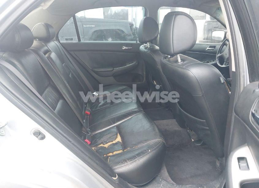 Photo 8 of 2003 Honda Accord 3.0 EX (VIN 1HGCM66513A069349)