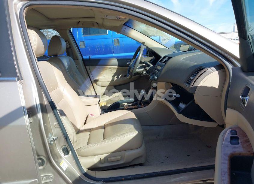 Photo 5 of 2003 Honda Accord 3.0 EX (VIN 1HGCM66513A069593)