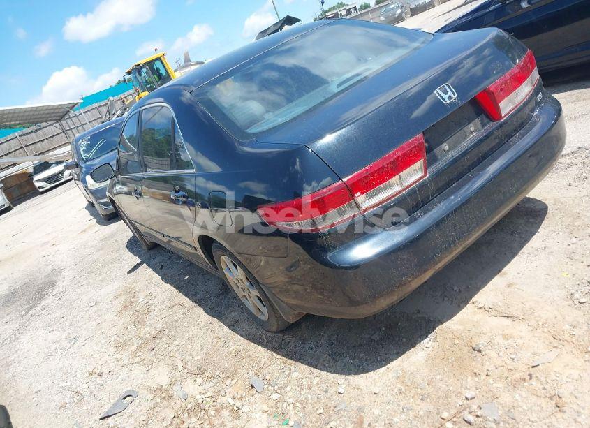 Photo 3 of 2003 Honda Accord 3.0 EX (VIN 1HGCM66513A071215)