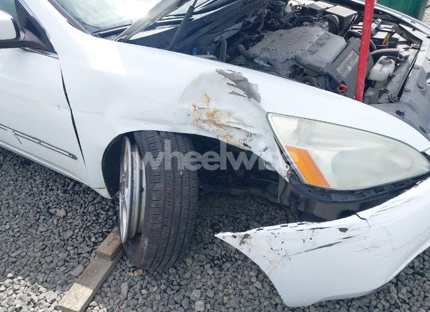 Photo 6 of 2003 Honda Accord 3.0 EX (VIN 1HGCM66513A100115)