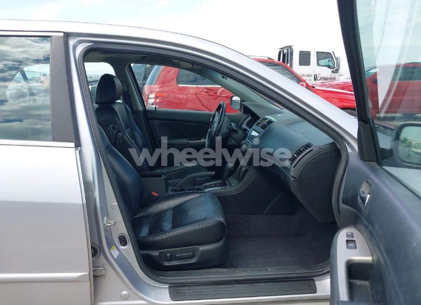 Photo 5 of 2004 Honda Accord 3.0 EX (VIN 1HGCM66514A011159)