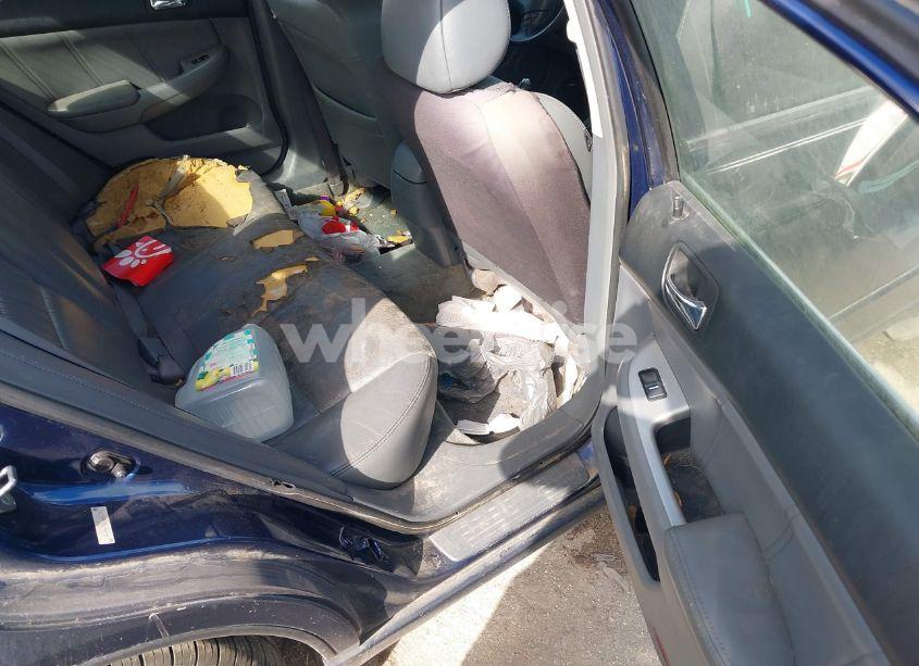 Photo 8 of 2004 Honda Accord 3.0 EX (VIN 1HGCM66514A026339)