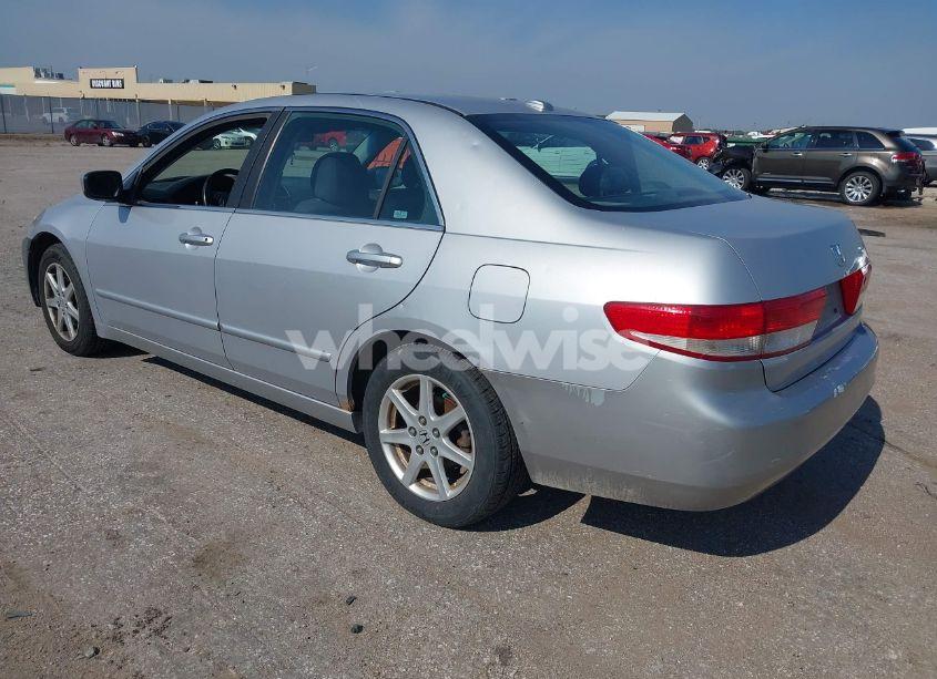 Photo 3 of 2004 Honda Accord 3.0 EX (VIN 1HGCM66514A048924)